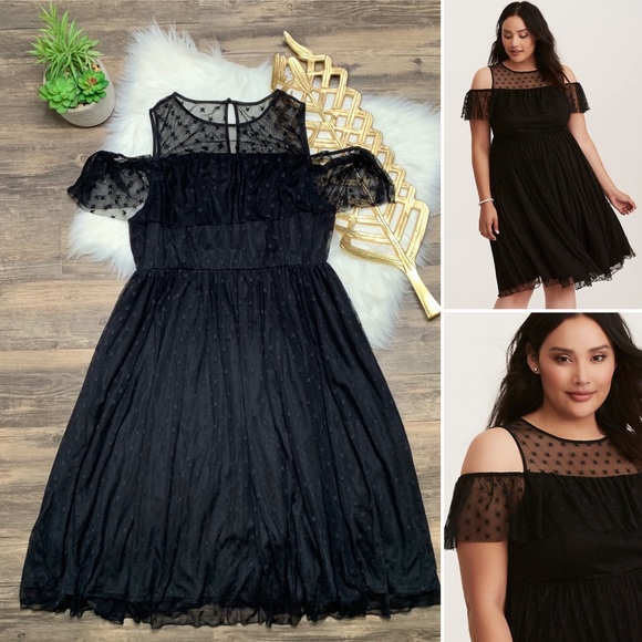 torrid Dresses & Skirts - Torrid Star Mesh Ruffle Cold Shoulder Dress